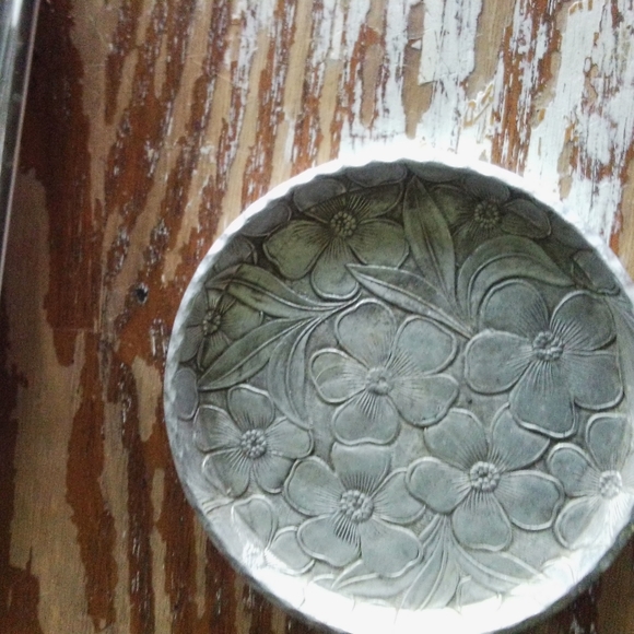 Set of 2 Everlast Forged Aluminum coaster Dogwood - Picture 2 of 3